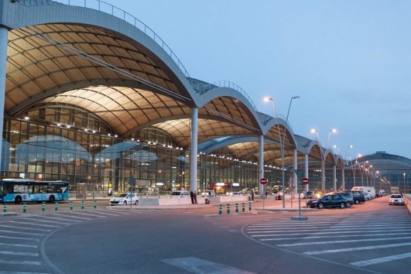 alicante airport travel